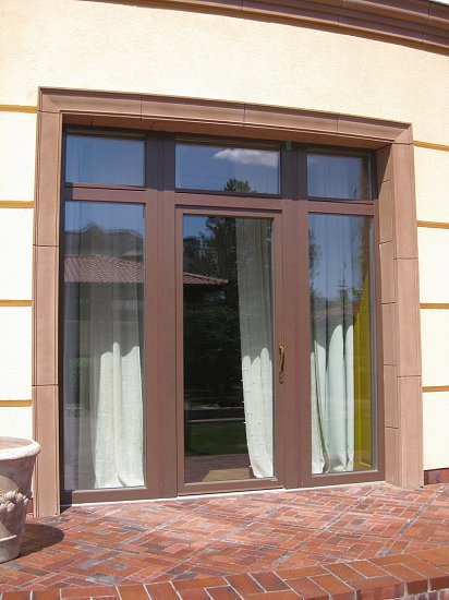 Окна и двери из ореха и дуба (HST-portal)